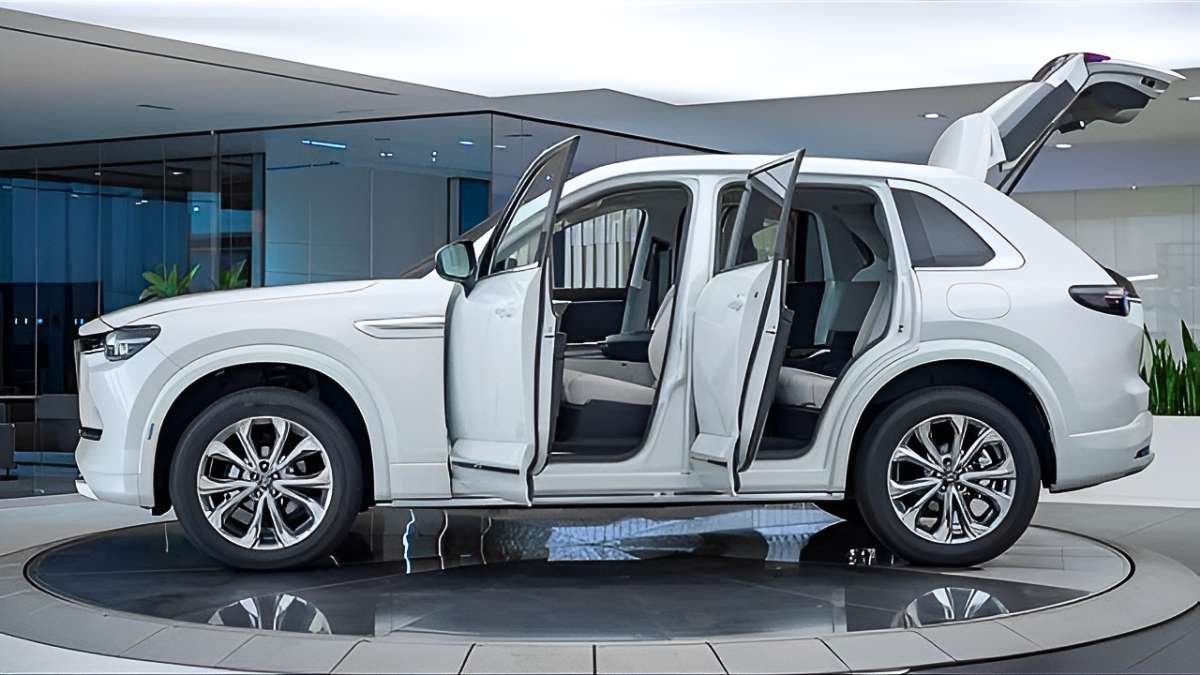 2025 Mazda CX-80 review, Mazda CX-80 hybrid SUV, 3-row luxury SUV, Mazda panoramic sunroof, AI Safety Suite Mazda, 7-seater premium SUV, CX-80 interior and comfort, Mazda hybrid performance, 2025 Mazda features, connected infotainment SUV